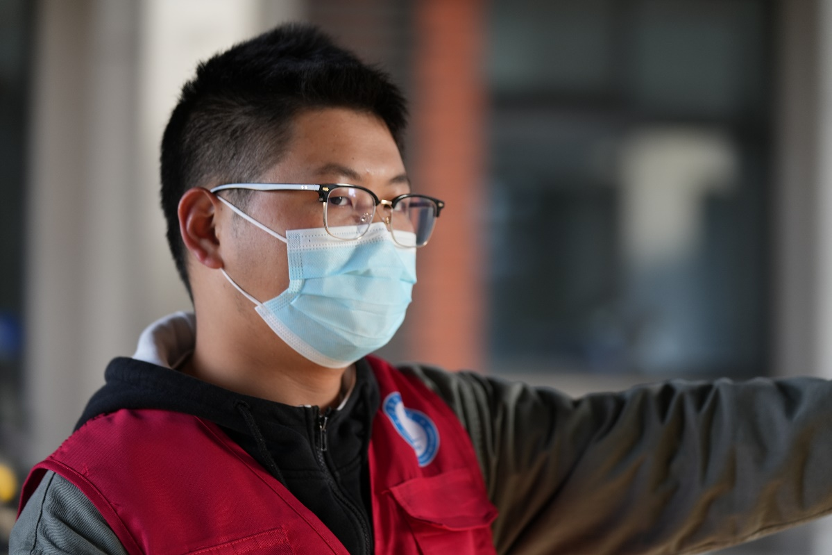 疫情防控下，长山校区志愿者超2800人次，服务超6500小时
