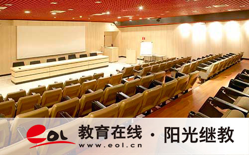 成人高考成绩何时出及查询注意事项，你都了解吗？