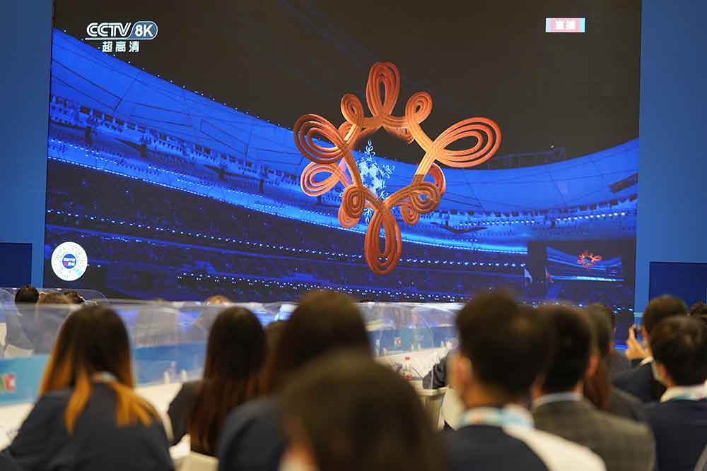 冬奥会闭幕式:马兰花合唱团唱响祝福,折柳送别尽显中国式浪漫