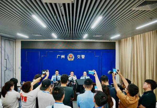 广州电动自行车限行方案调整，听证代表提意见建议