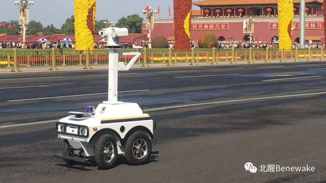 疫情下的防疫无人机、医疗机器人等相关行业的高效应用