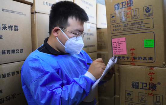 疫情下新疆一〇四团：防疫物资保障组全力奋战保供应